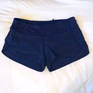 LULULEMON Speed Up Low Rise Short 2.5” Size 6
